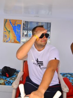 Attila, 30 �ves f�rfi, �rd