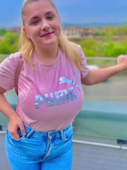 27 �ves budapesti n�