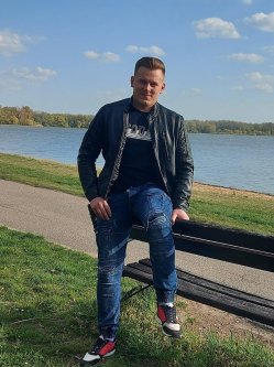 Edmond, 31 �ves f�rfi, K�rnye