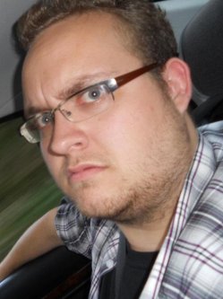 M�rton, 35 �ves f�rfi, Szeged