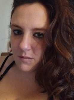 28 �ves szegedi n�