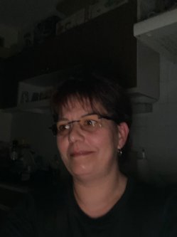 Edina, 48 �ves n�, Kazincbarcika