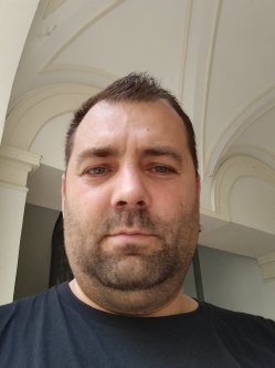 �n, 40 �ves f�rfi, Budapest