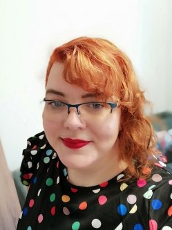 Helga, 45 �ves n�, Budapest