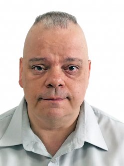 Tibi, 53 �ves f�rfi, Duna�jv�ros
