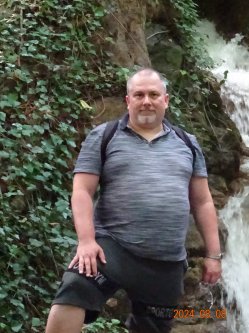 Zsolt, 47 �ves f�rfi, Veszpr�m