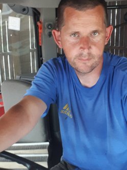 Peti, 44 �ves f�rfi, Csorna