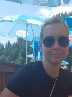 Nikolett, 39 �ves n�, Szeksz�rd