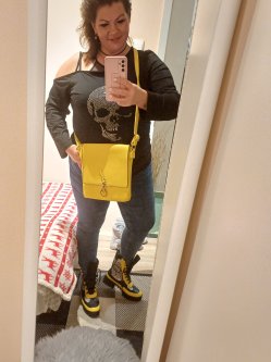ALMA, 49 �ves n�, Nagykanizsa