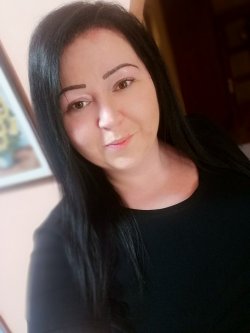 AndreaF, 35 �ves n�, P�sp�klad�ny
