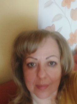 Melcsi, 49 �ves n�, D�ny