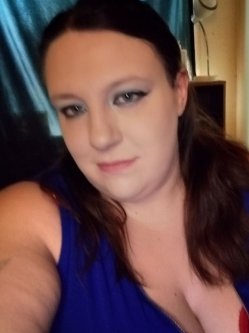 26 �ves szeksz�rdi n�