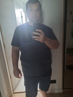 G�bor, 40 �ves f�rfi, Budapest