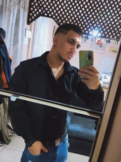 Zsolt, 27 �ves f�rfi, Zsad�ny