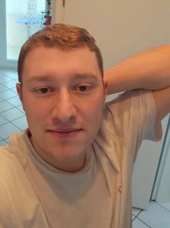 Bertalan, 18 �ves f�rfi, Kaposv�r