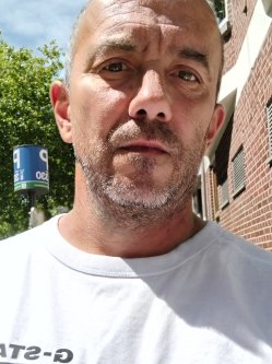 Norbert, 48 �ves f�rfi, D�l-Holland (Zuid-Holland)