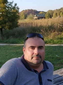 Attila, 55 �ves f�rfi, Szigetszentmikl�s