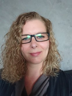 Beatrix, 46 �ves n�, Miskolc