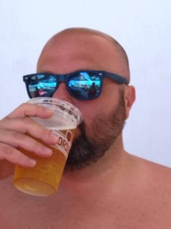 Ferenc, 41 �ves f�rfi, G�d