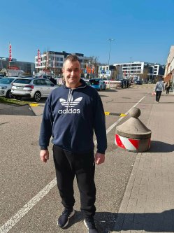 Ferenc, 49 �ves f�rfi, Orosh�za