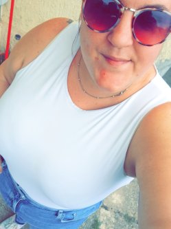 Kitti, 30 �ves n�, T�pl�nszentkereszt