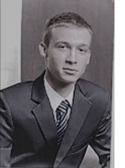 Ricsi, 30 �ves f�rfi, P�csv�rad