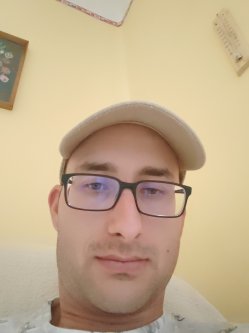 l�szl�, 33 �ves f�rfi, Kevermes