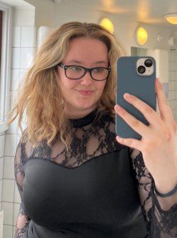 Gy�rgyi, 33 �ves n�, Szombathely