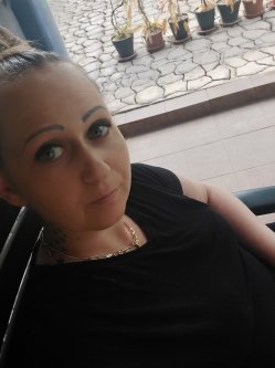 �va, 38 �ves n�, Ny�rtelek