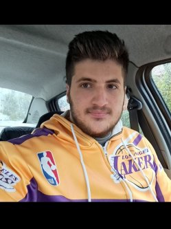 M�t�, 24 �ves f�rfi, Nagymaros