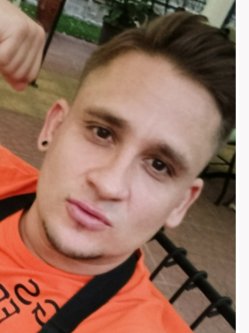 Adrian87, 38 �ves f�rfi, B�cs