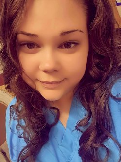 29 �ves sz�kesfeh�rv�ri n�
