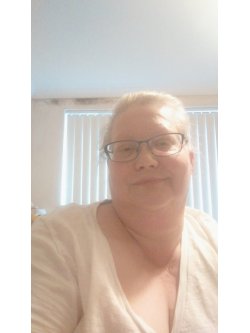 Jakucsn�, 59 �ves n�, Sarkad