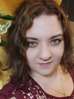 Niki, 40 �ves n�, Esztergom