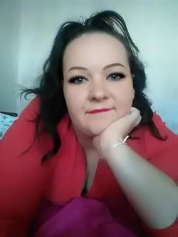 No�mi93, 32 �ves n�, Ap�tfalva