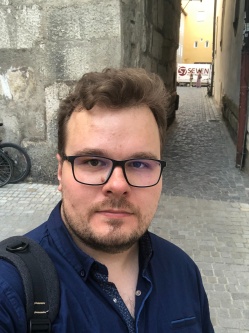 Viktor, 33 �ves f�rfi, Budapest