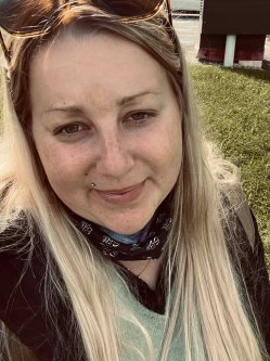 Beatrix, 48 �ves n�, Szolnok