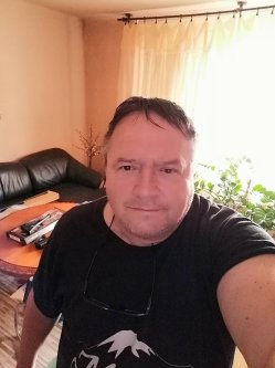 Torma, 60 �ves f�rfi, Deszk