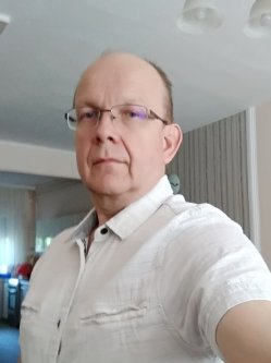 Tibor, 55 �ves f�rfi, B�k�scsaba