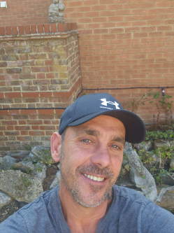 Zoltan, 44 �ves f�rfi, Oxfordshire