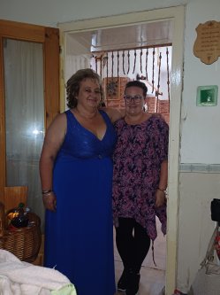 Andrea, 56 �ves n�, Ker�kteleki