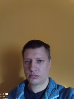 Zoli, 38 �ves f�rfi, Besenysz�g
