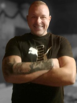 Szabolcs, 46 �ves f�rfi, Bajororsz�g