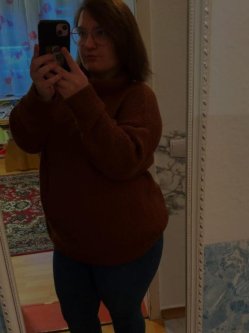 M�nika, 28 �ves n�, Gy�r