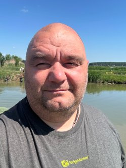 Norbi, 49 �ves f�rfi, �nod