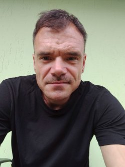 Ervin, 40 �ves f�rfi, Sopron
