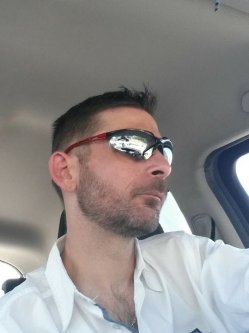 Tivadar, 51 �ves f�rfi, Szigetv�r