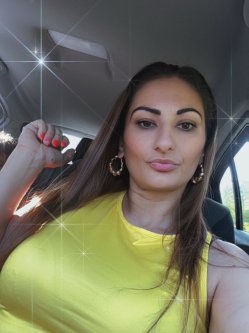 Melinda, 41 �ves n�, S�rbog�rd