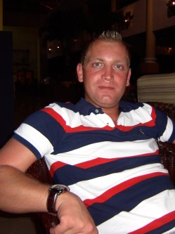 Bal�zs, 26 �ves f�rfi, Miskolc