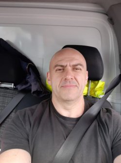 M�rton, 55 �ves f�rfi, Szolnok